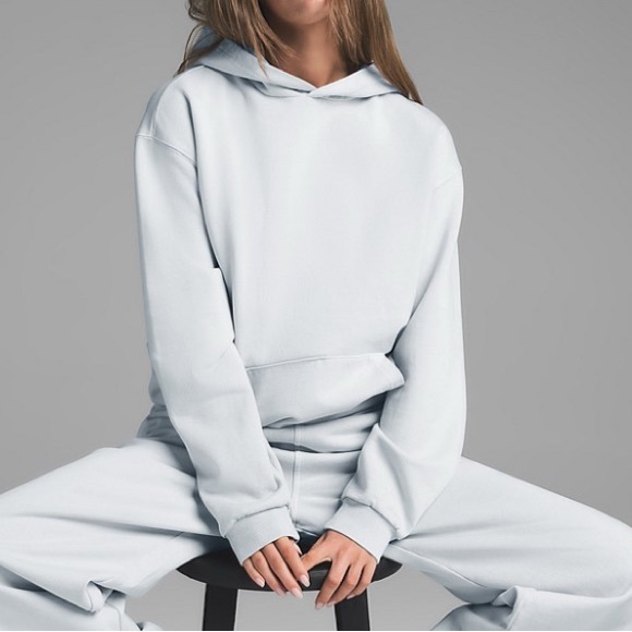 COMING SOON
SKIMS SET Zen Blue Boyfriend Fleece Hoodie/Cotton Jersey Fold Pant - Picture 5 of 6